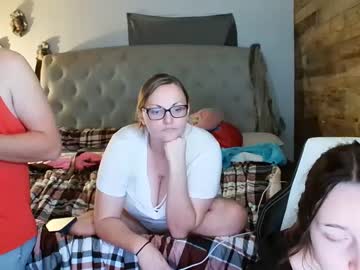 couple Stripxhat - Live Lesbian, Teen, Mature Sex Webcam with alissapaige2005