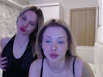 couple Stripxhat - Live Lesbian, Teen, Mature Sex Webcam with alice_nika