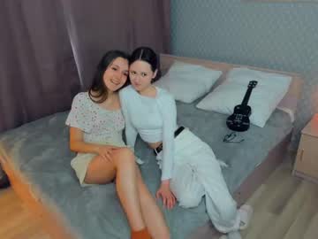 couple Stripxhat - Live Lesbian, Teen, Mature Sex Webcam with jodyclowes