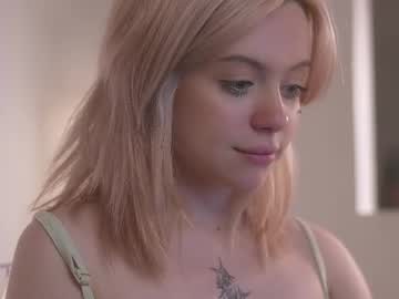 girl Stripxhat - Live Lesbian, Teen, Mature Sex Webcam with cassie_flora