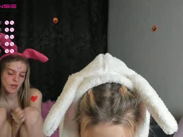 couple Stripxhat - Live Lesbian, Teen, Mature Sex Webcam with melllnessa