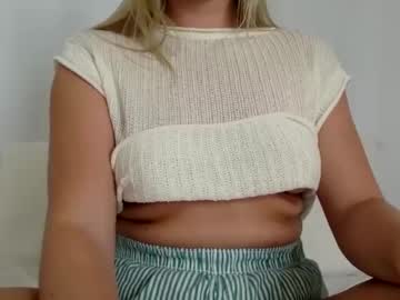 girl Stripxhat - Live Lesbian, Teen, Mature Sex Webcam with innocentblonde789