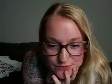 girl Stripxhat - Live Lesbian, Teen, Mature Sex Webcam with caitnicole69