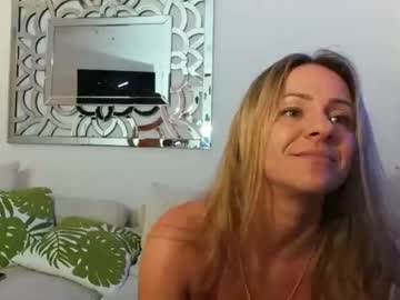couple Stripxhat - Live Lesbian, Teen, Mature Sex Webcam with linda_luxe